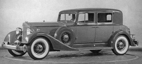 1934 11th 736 Twelve Club Sedan