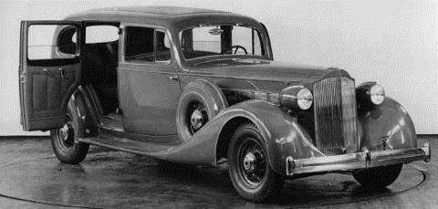 1935 12th 854 Super Eight Sedan
