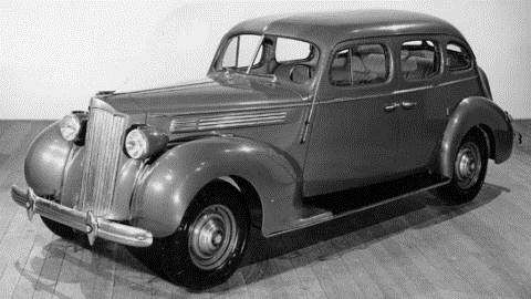 1939 17th 1292 One Twenty 4 Door Touring Sedan