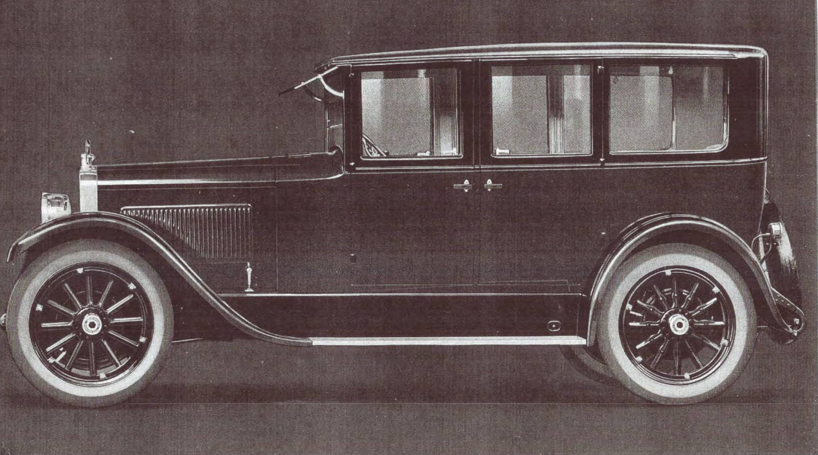 1922 1st 221 Sedan