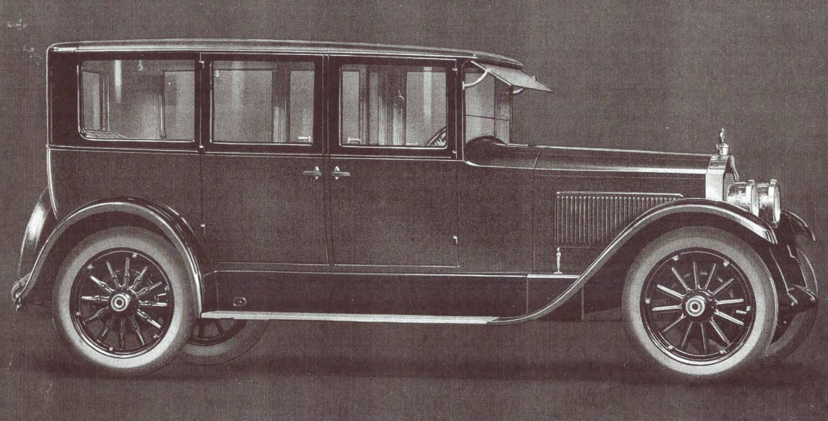 1922 1st 231 Sedan Limousine