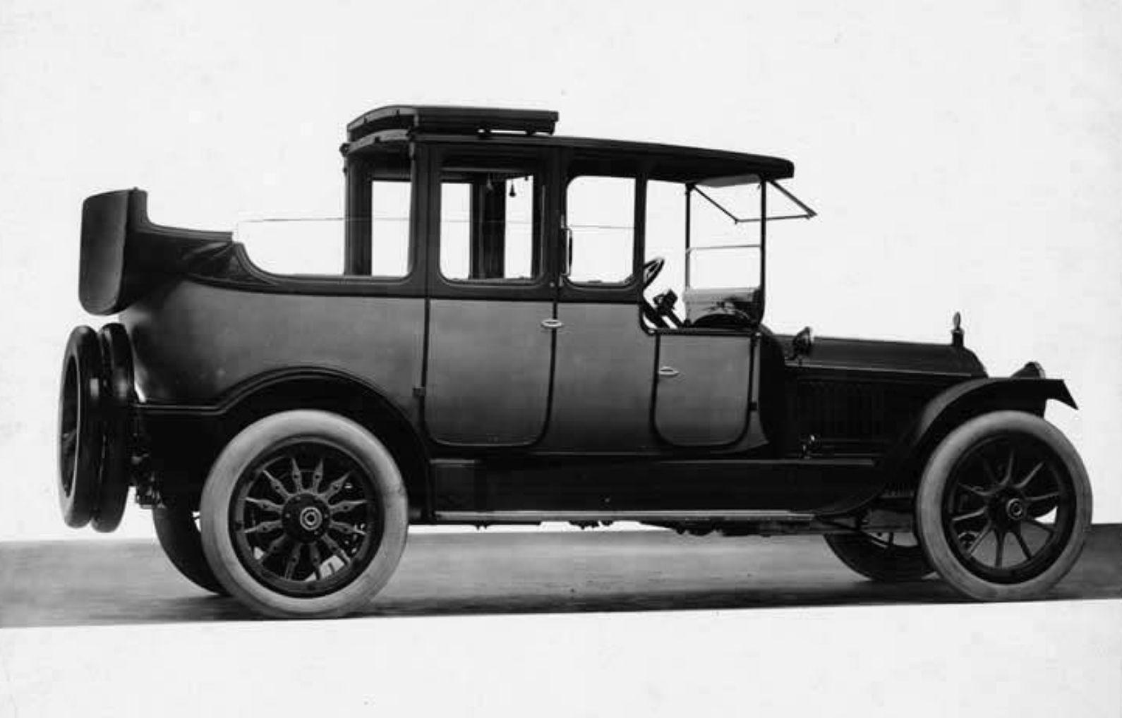 1916 Pre-Series 107 Landaulet