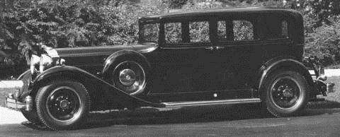 1932 9th 513 Deluxe Eight Sedan