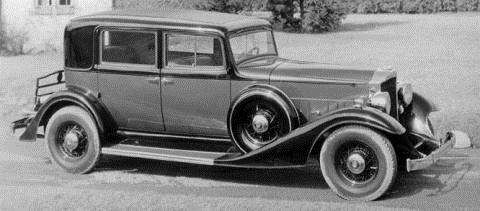 1933 10th 616 Eight Club Sedan
