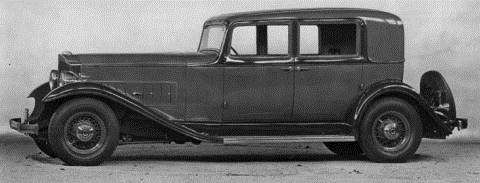 1933 10th 656 Super Eight Club Sedan
