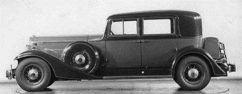 1933 10th 636 Twelve Club Sedan