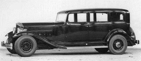 1933 10th 634 Twelve Sedan