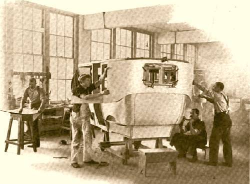1910 - coachbuilder's shop III