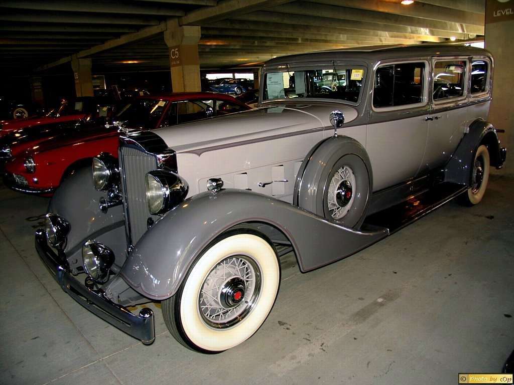 Packard 1934 Super Eight 7-psngr sdn GryGry frsv