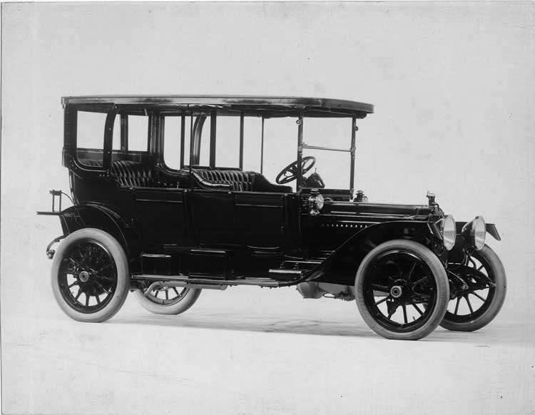 1913 Packard 38 touring car, five-sixth front view, right side