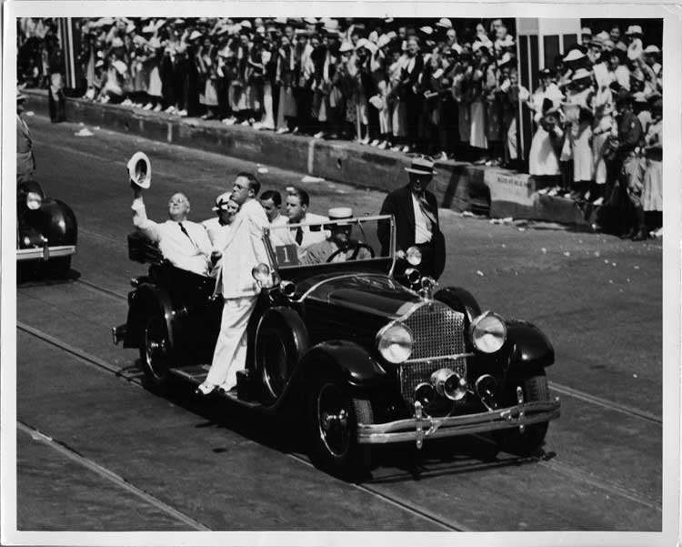 1928 Packard carrying President Roosevelt during a parade in Dallas, Texas