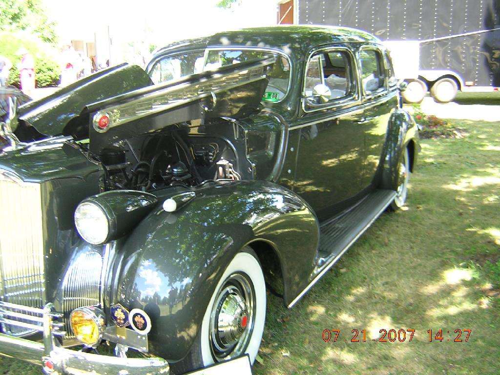 1940 Packard 120, 1801 Touring Sedan
