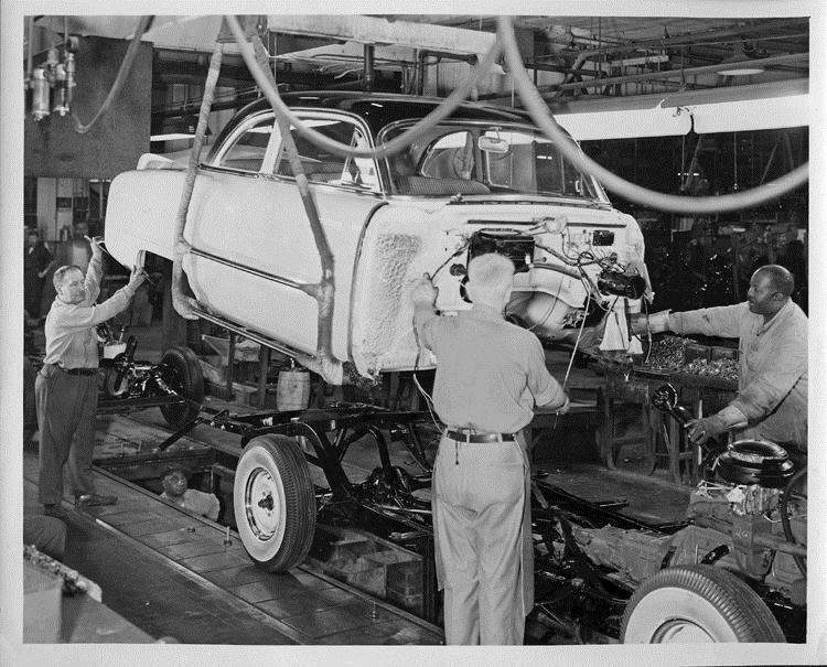 1951-54 Packard on assembly line at body drop