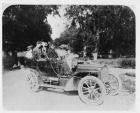 1905 Packard Model N touring car with family