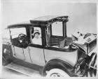 1915 Packard 3-38 two-toned landaulet with three female passengers & male driver