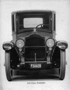 1918-1919 Packard brougham, front view