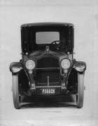 1918-1919 Packard limousine, front view