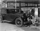 1921-1922 Packard touring car in front of British Columbia Packard dealership