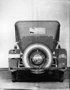 1923 Packard runabout, rear view, top raised